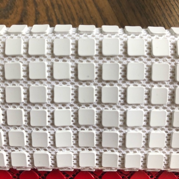 Lumured VTG handbag/purse shoulder red/white  mesh - Picture 4 of 9